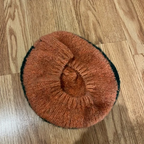 Paloma Wool Tere Orange Beret Hat - Picture 3 of 10